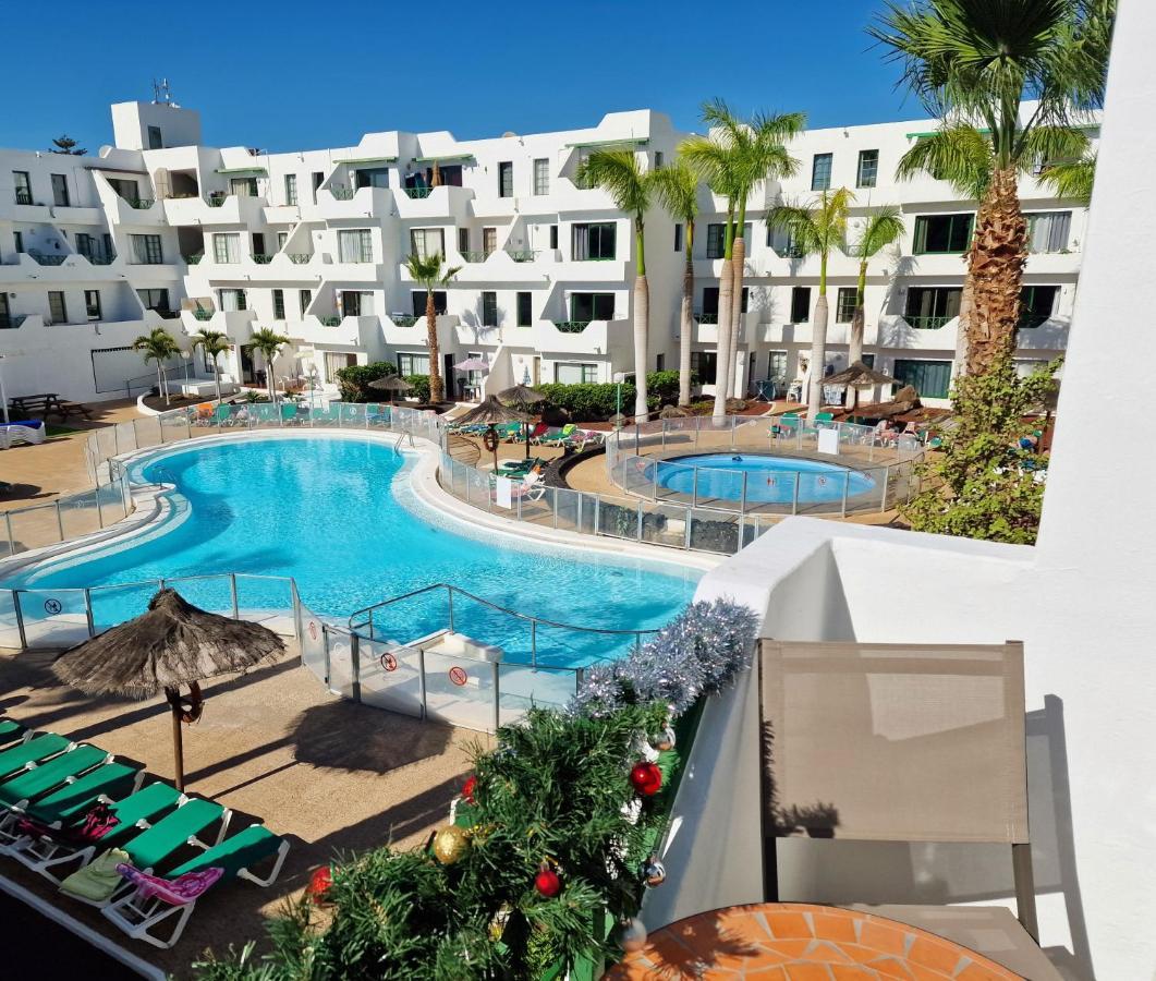 Lovely Apartment Mira With Pool Пуерто дел Кармен Екстериор снимка